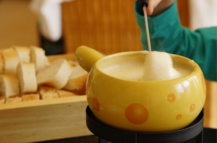 Fondue Night at Al Wadi Hotel Doha’s Infinity Lounge