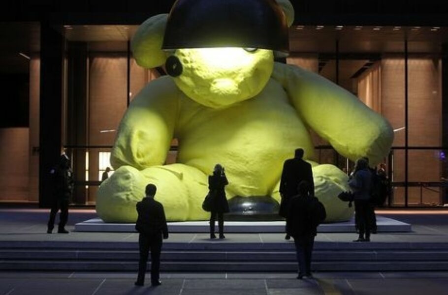 Delayed Doha airport gets 6.8m giant teddy bear
