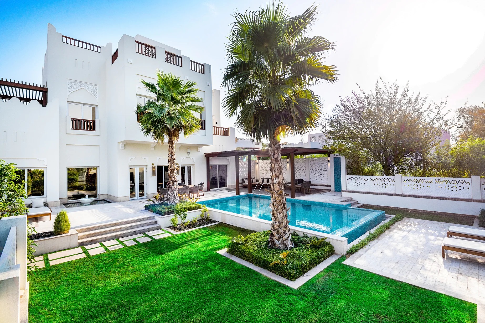 iloveqatar-hotel-villas-with-private-pool-staycation-offers