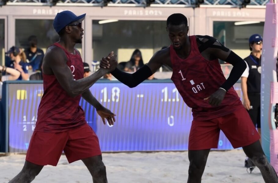 qatar-beach-volleyball-duo-wins-second-m